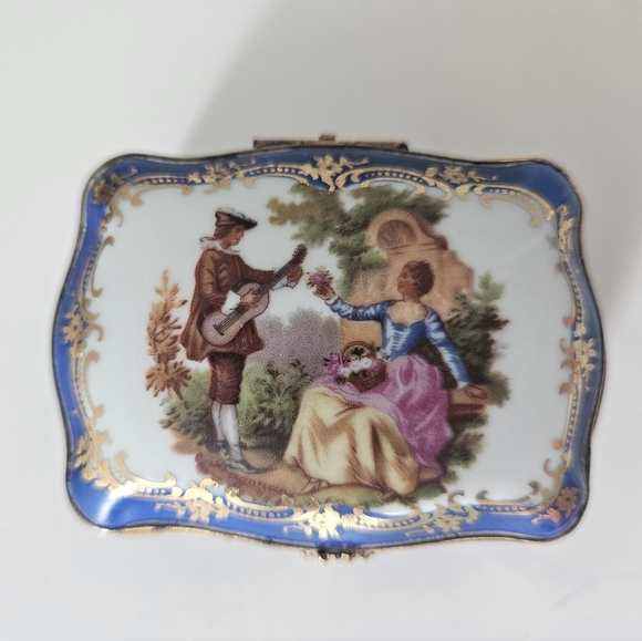 Limoges Trinket Box - Picture 3 of 5